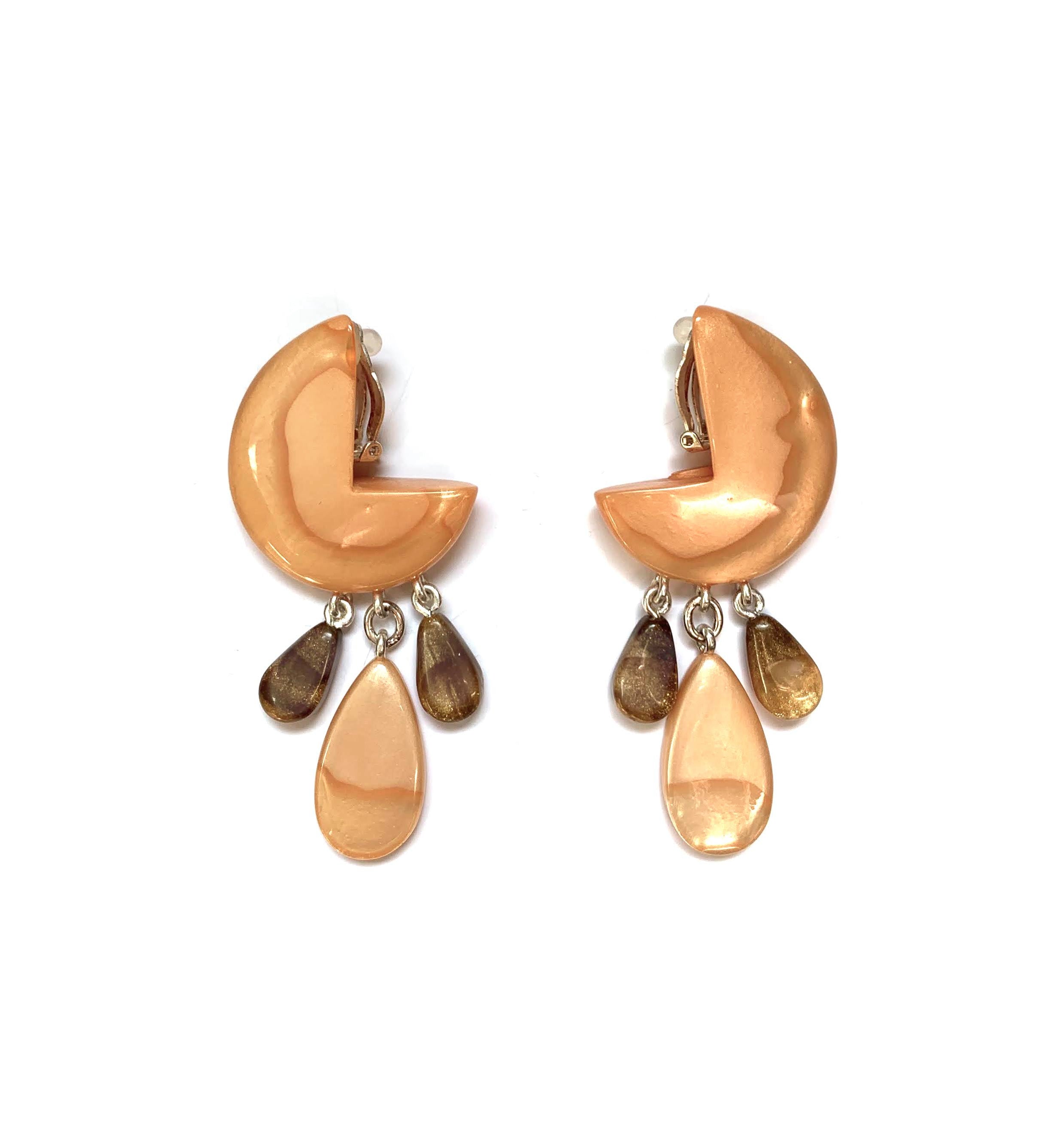 Dominique Denaive Monica Earrings in Peach / Blond Vénitien Color