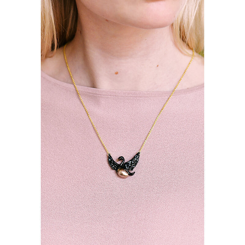 Les Néréides Black Swan Necklace with Baroque Pearl