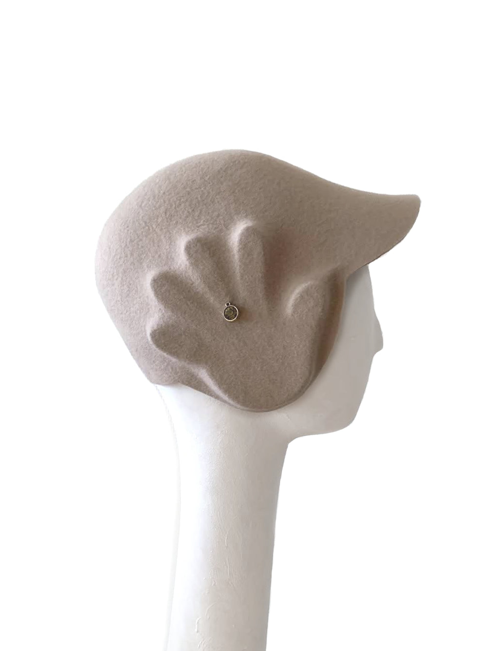 Kristina Dragomir Beige Wool Hand Cap