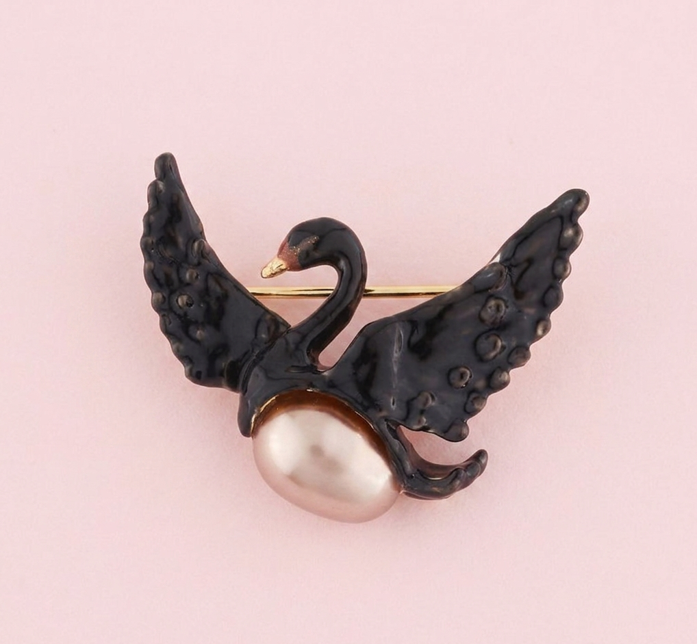 Les Néréides Black Swan Brooch