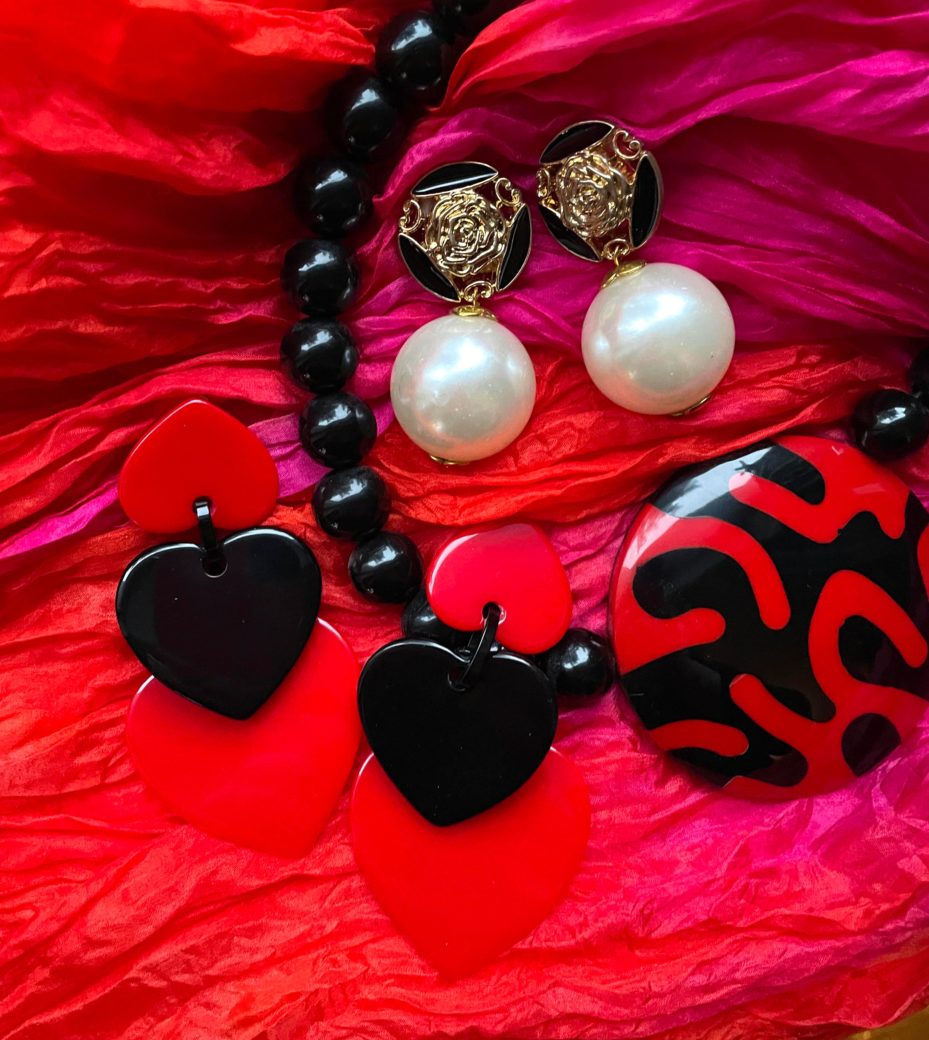 Marion Godart Red & Black Round Pendant Necklace