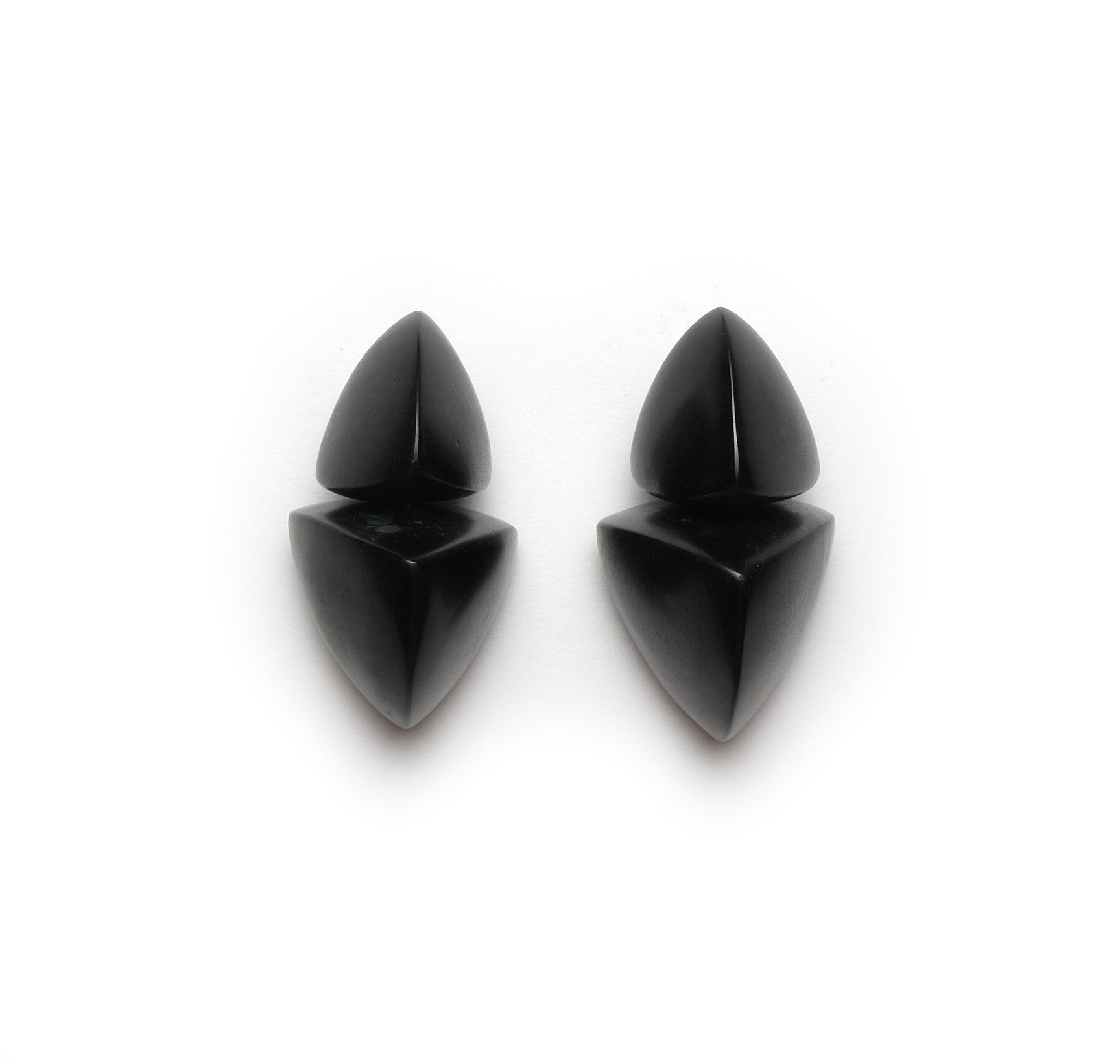 Monies Black Earrings in Kamagong